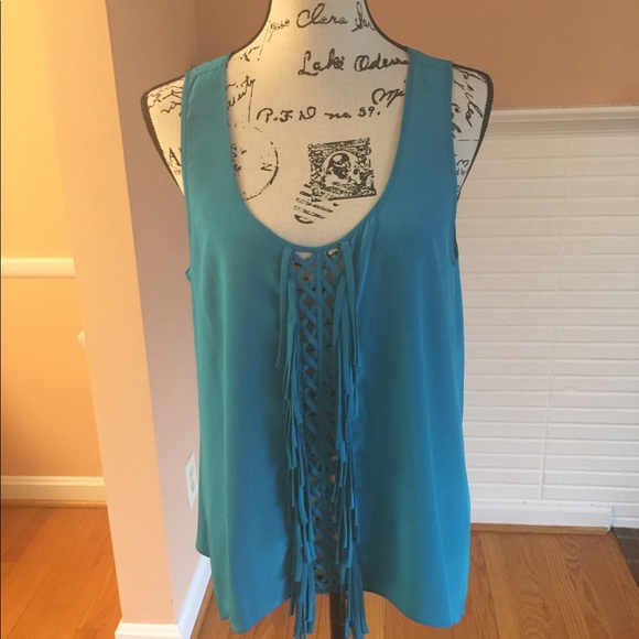 🌺Final Price🌺NWT BCBG MaxAzria Silk Fringe Top - Picture 2 of 7